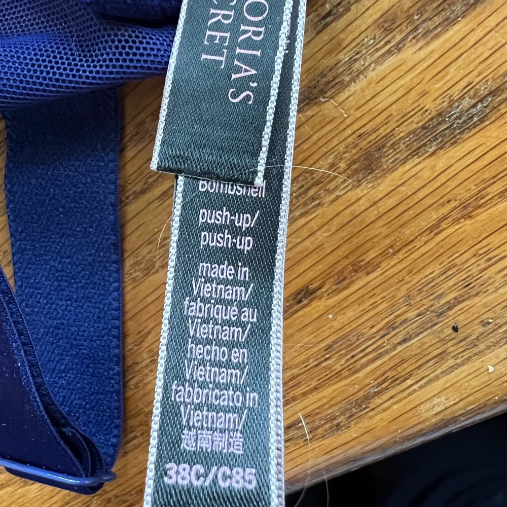 Victoria's Secret Blue Lace Bra with Adjustable Straps - Picture 4 of 4